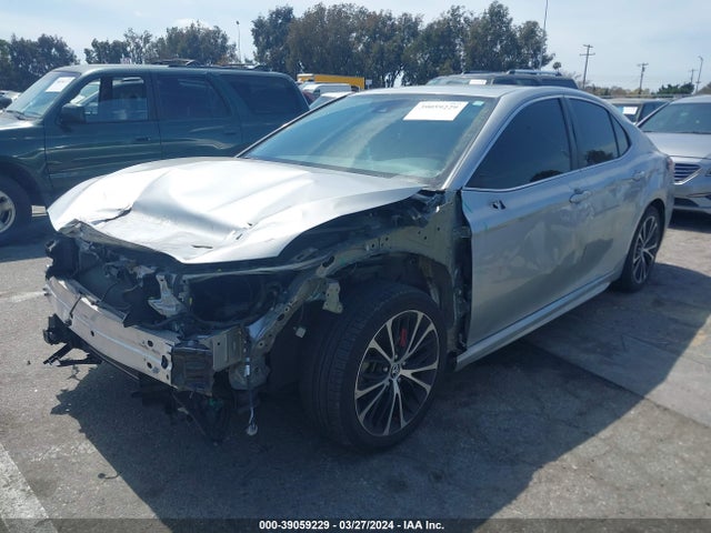 Toyota CAMRY SE 2019 4T1B11HK3KU733295 Image 2