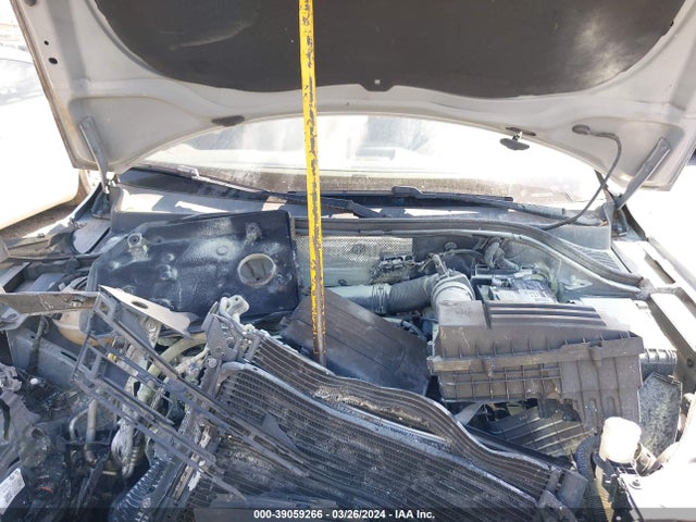 WVGAV7AX7FW596994 Volkswagen TIGUAN S
