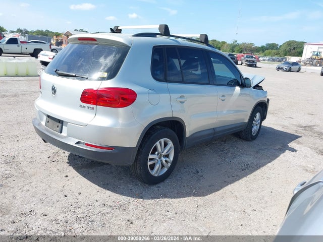 WVGAV7AX7FW596994 Volkswagen TIGUAN S