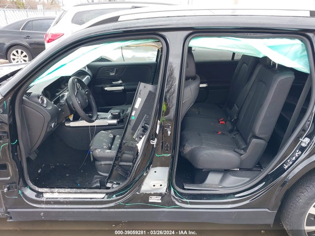 W1N4M4HB0PW323046 Mercedes-Benz Glb 250 4matic