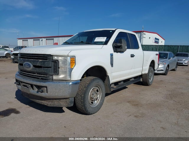 Ford F-250 Xl 2017 1FT7X2B60HEE84516 Image 2
