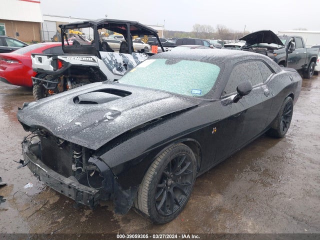 Dodge Challenger 392 Hemi Scat Pack Shaker 2017 2C3CDZFJ3HH633514 Image 2