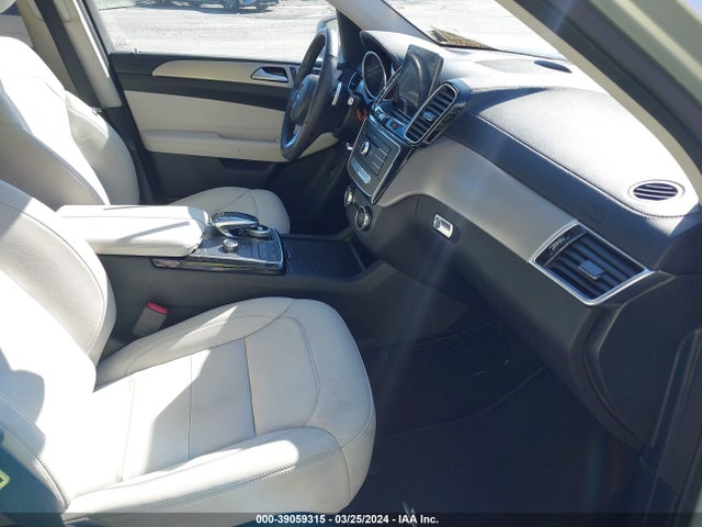 2018 Mercedes-benz Gls 450 4matic მანქანა იყიდება აუქციონზე, vin: 4JGDF6EE1JB171316, აუქციონის ნომერი: 39059315