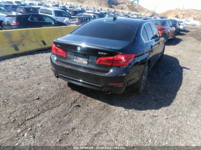 WBAJA7C5XKG912708 BMW 530i Xdrive