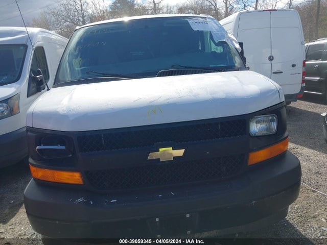 Chevrolet Express 2500 Work Van 2017 1GCWGAF1XH1316880 Image 12