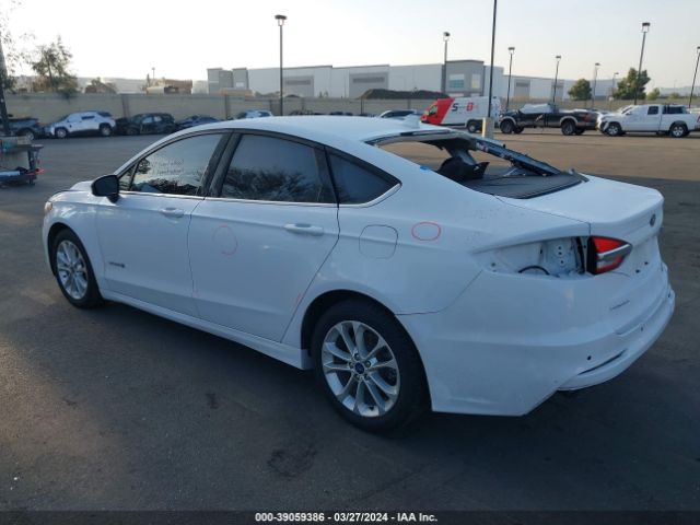 3FA6P0LU7KR223021 Ford Fusion Hybrid Se
