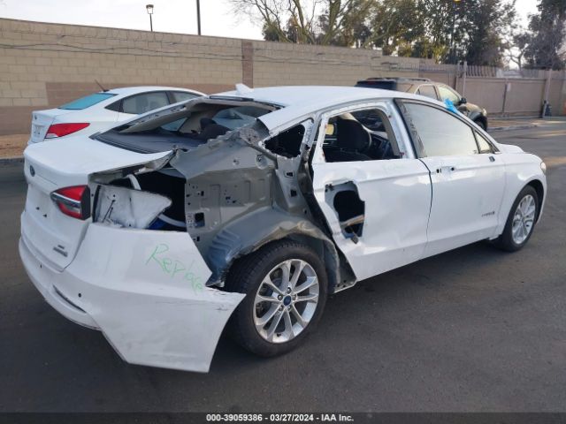 3FA6P0LU7KR223021 Ford Fusion Hybrid Se