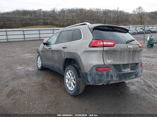 1C4PJMCB5GW241396 Jeep Cherokee Latitude