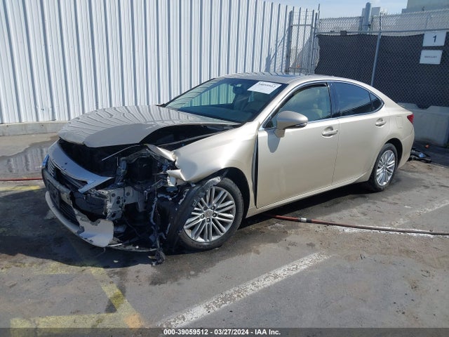 Lexus ES 350 2015 JTHBK1GG4F2158722 Image 2