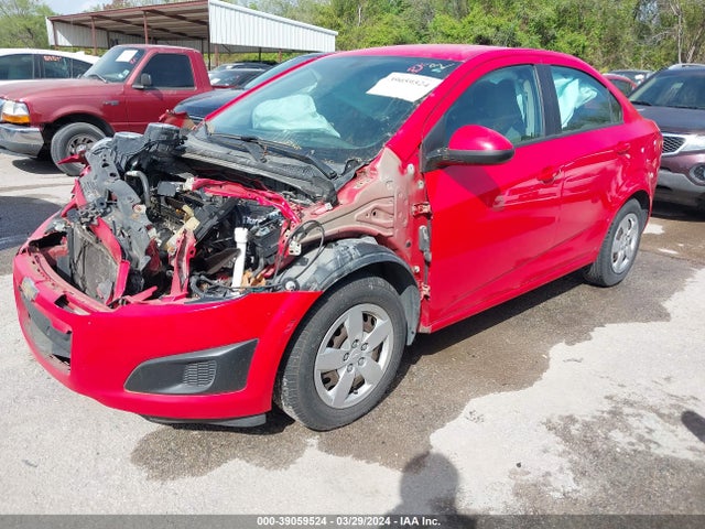 Chevrolet Sonic Ls Auto 2015 1G1JA5SH2F4136884 Image 2