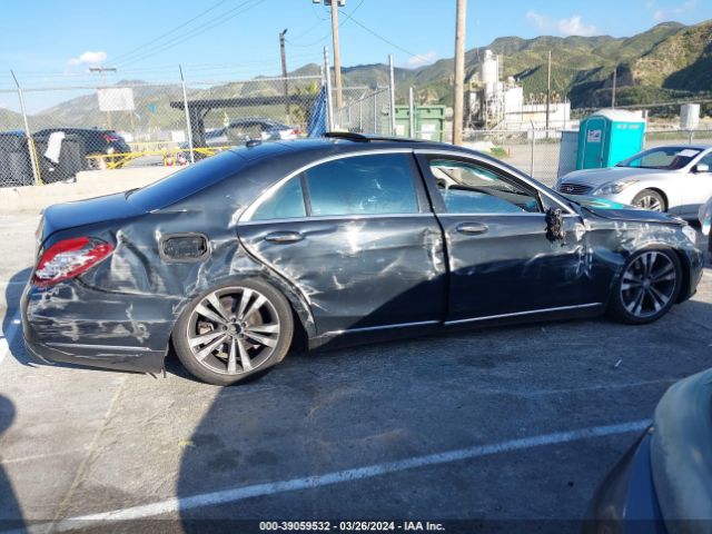 WDDUG8CB7FA160345 Mercedes-Benz S 550