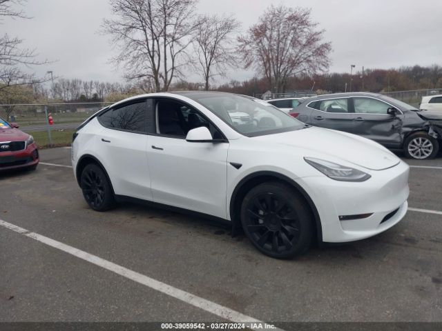 7SAYGDEE1NF436670 Tesla Model Y