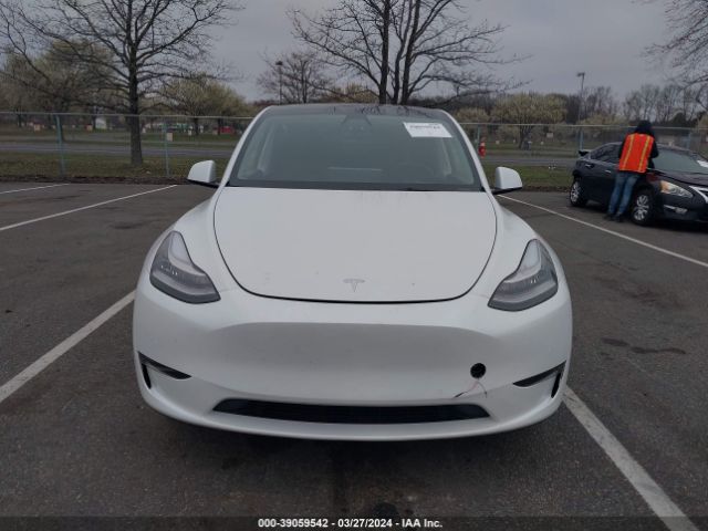 7SAYGDEE1NF436670 Tesla Model Y