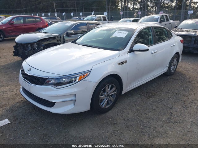 KIA Optima Lx 2017 5XXGT4L3XHG153658 Image 2