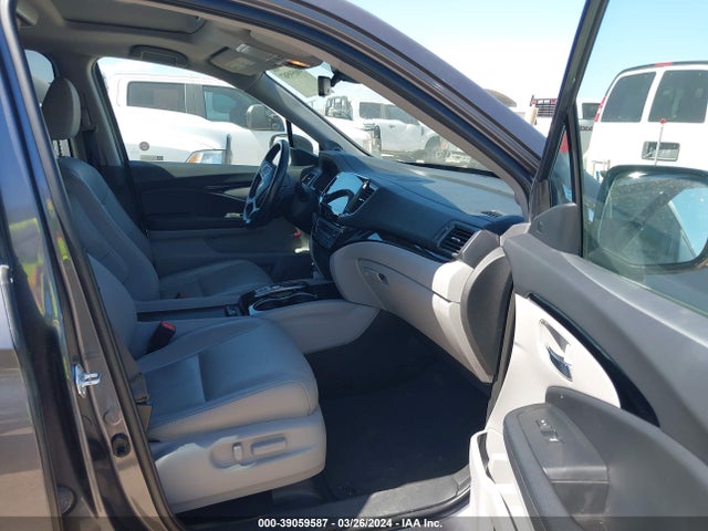 Honda Pilot Awd Touring 8 Passenger 2021 5FNYF6H99MB083703 Image 5
