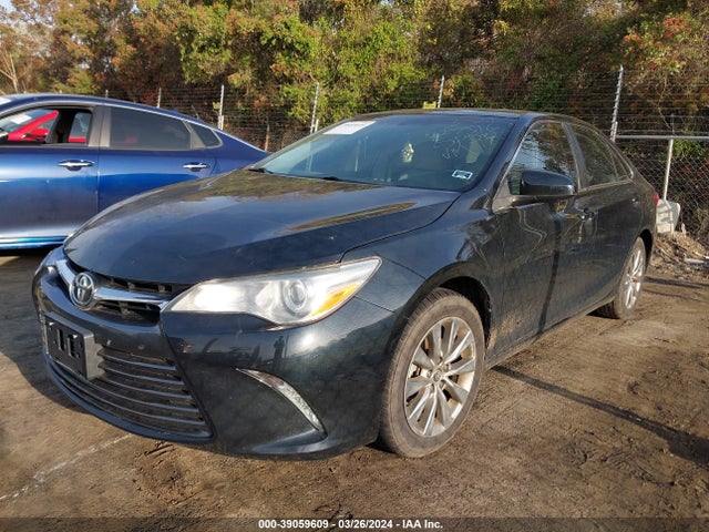 Toyota CAMRY XLE 2016 4T1BF1FK1GU150638 Image 2