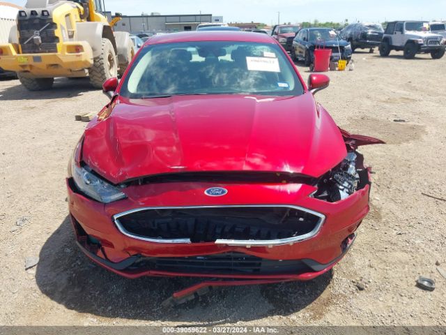 3FA6P0HDXKR193845 Ford FUSION SE