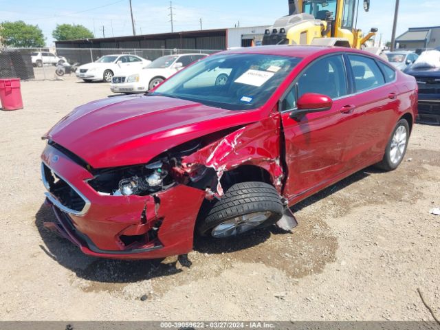 3FA6P0HDXKR193845 Ford FUSION SE
