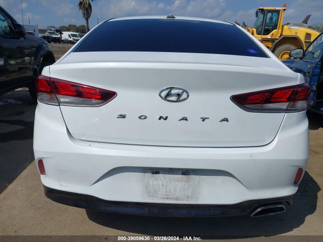 Hyundai SONATA SEL 2018 5NPE34AF1JH631528 Image 16
