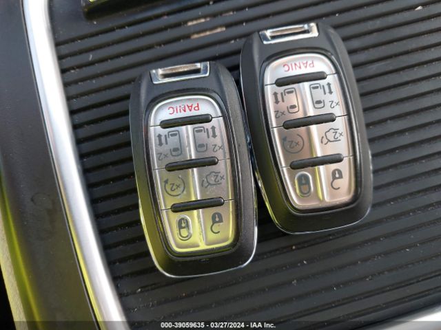 2019 CHRYSLER PACIFICA 2C4RC1GG0KR574386 Photo 10