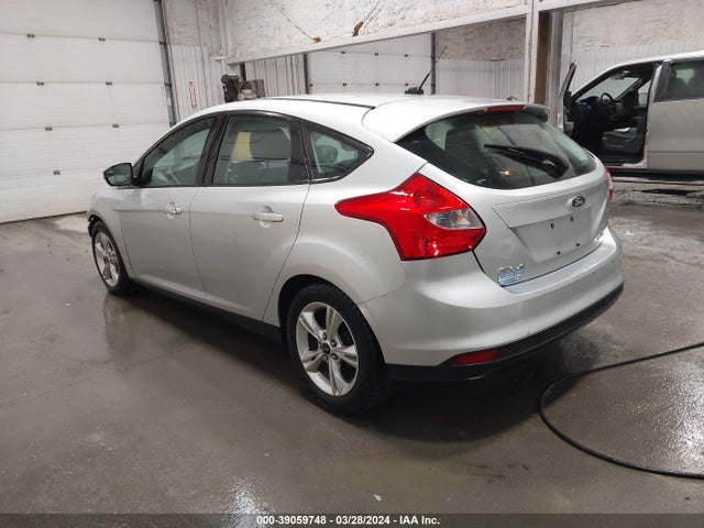 Ford FOCUS SE 2014 1FADP3K23EL282269 Image 3