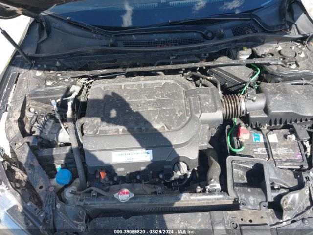 1HGCR3F98HA024449 Honda Accord Touring V6