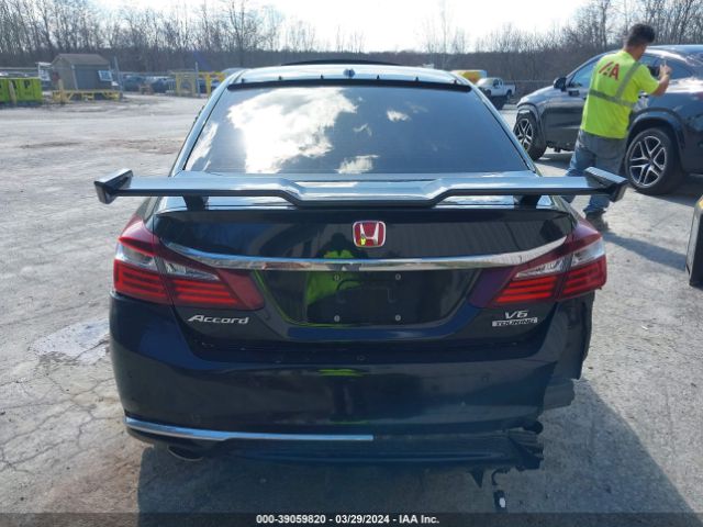 1HGCR3F98HA024449 Honda Accord Touring V6