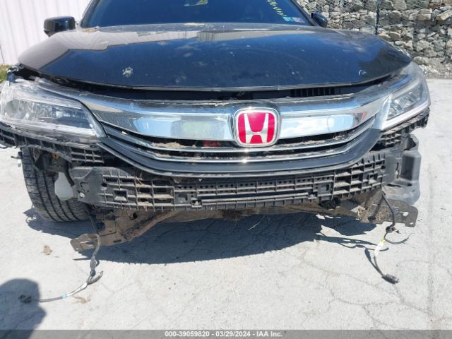 1HGCR3F98HA024449 Honda Accord Touring V6