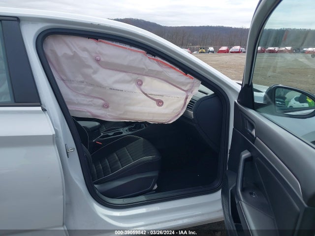 3VWBM7BU4PM012050 Volkswagen Jetta 1.5t Sport