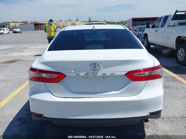 Toyota CAMRY LE 2019 4T1B11HK7KU841497 Image 17