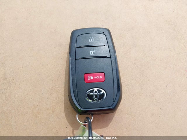 Toyota Prius Le 2024 JTDACAAU1R3020031 Image 11