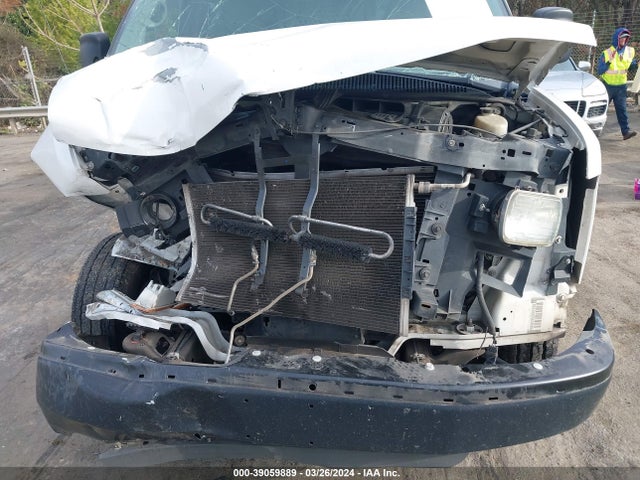 Chevrolet Express 2500 Work Van 2014 1GCWGFBA6E1205323 Image 6