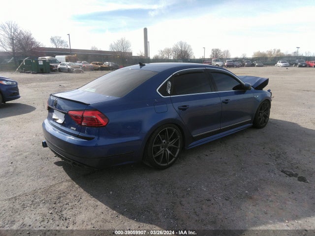 1VWDT7A31HC039343 Volkswagen Passat 1.8t R-line