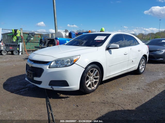Chevrolet MALIBU 1LT 2015 1G11C5SL3FU149710 Image 2