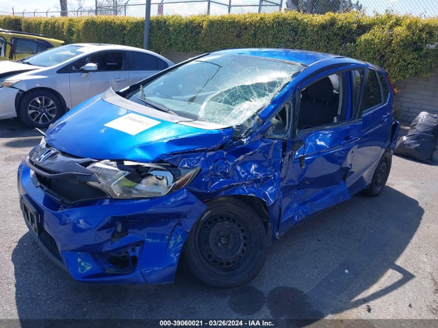 Honda FIT LX 2016 JHMGK5H56GX030867 Image 2