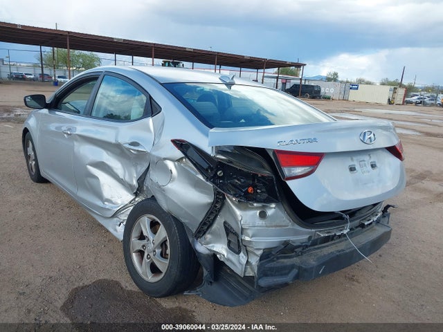 Hyundai ELANTRA SE 2015 KMHDH4AE2FU225223 Image 3