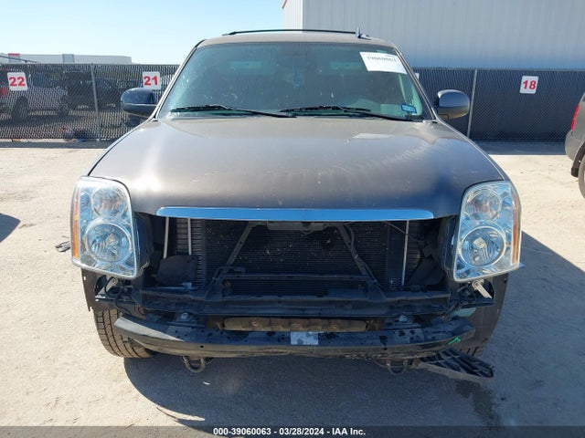 GMC YUKON SLT 2014 1GKS1CE00ER208516 Image 6