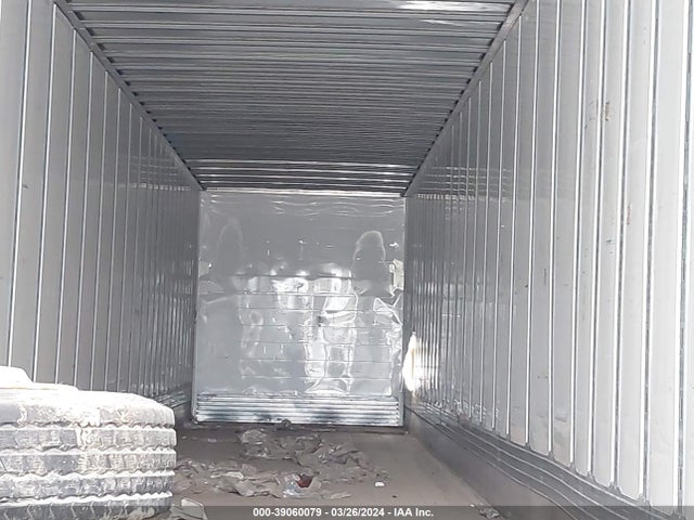 1UYVS2533J3184933 Utility Trailer Mfg Utility Trailer Manufacturer
