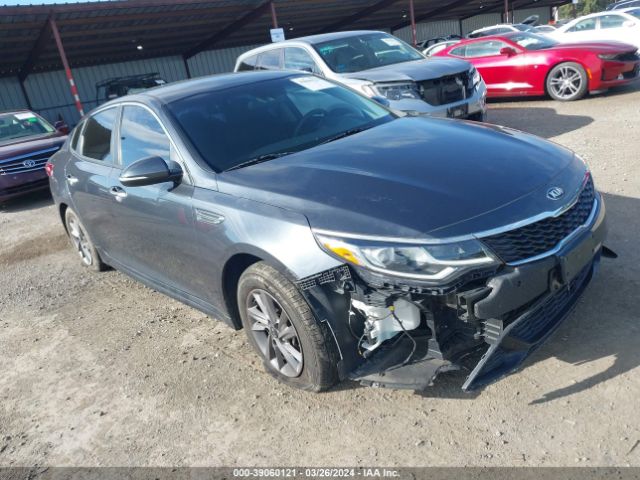 Auction sale of the 2020 Kia Optima Lx, vin: 5XXGT4L3XLG424551, lot number: 39060121