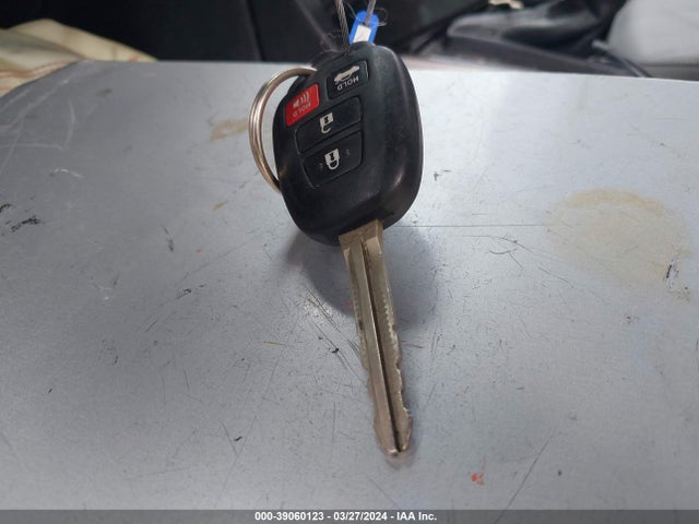 Toyota COROLLA LE 2016 5YFBURHE9GP490004 Image 11