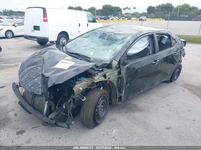 Toyota COROLLA LE 2016 5YFBURHE9GP490004 Image 2