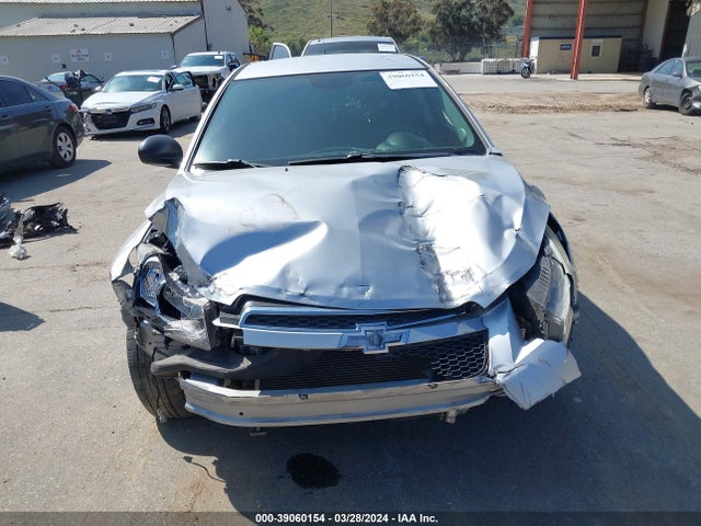 Chevrolet Cruze Ls Auto 2014 1G1PA5SG3E7379358 Image 12