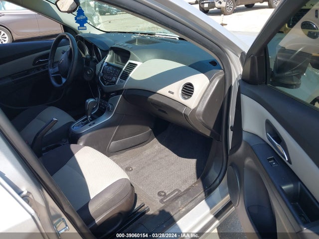 Chevrolet Cruze Ls Auto 2014 1G1PA5SG3E7379358 Image 5