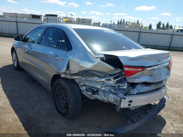 Toyota CAMRY LE 2015 4T1BF1FK8FU937780 Image 3