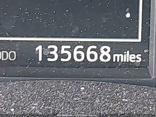 Toyota Corolla Xle 2017 5YFBURHE9HP721033 Image 16