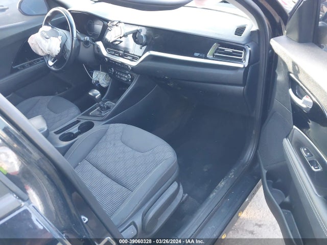 KIA Niro Lxs 2022 KNDCB3LC2N5547618 Image 5