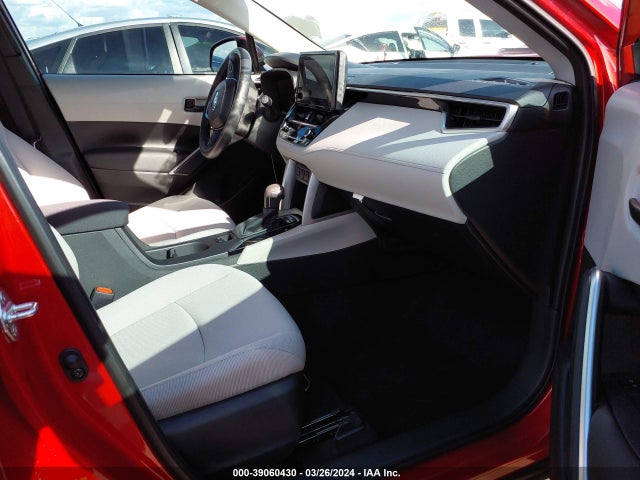 Toyota Corolla Cross Le 2023 7MUCAAAG1PV067909 Image 5