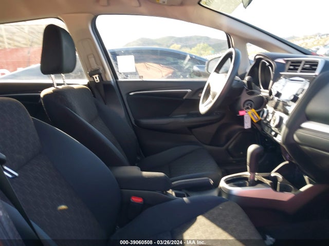 Honda FIT LX 2017 JHMGK5H51HS009195 Image 5