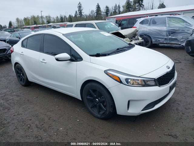 KIA FORTE LX 2017 3KPFK4A79HE038210 Image 1