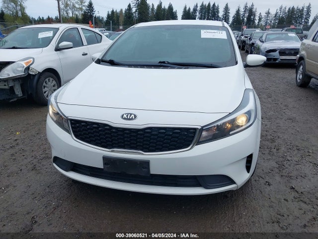 KIA FORTE LX 2017 3KPFK4A79HE038210 Image 12